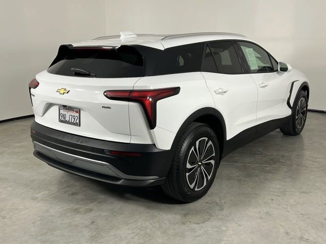 2024 Chevrolet Blazer EV LT photo 3