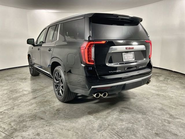 2024 GMC Yukon Denali photo 5