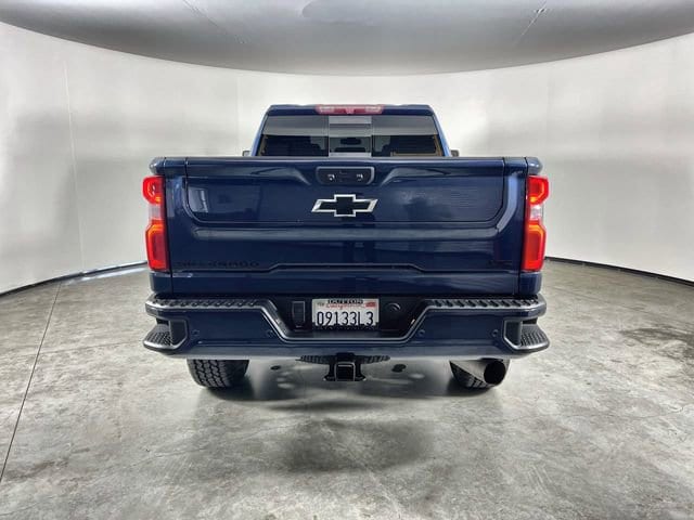 2022 Chevrolet Silverado 2500 HD LTZ photo 6