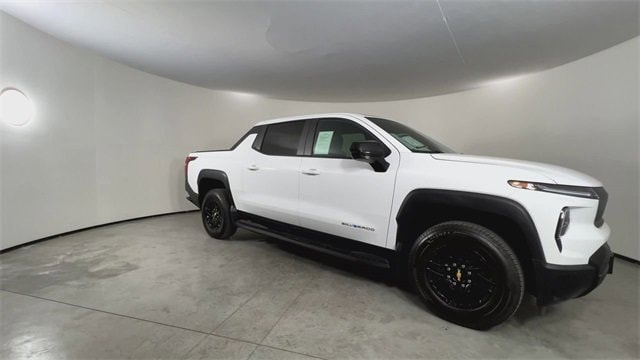 Used 2024 Chevrolet Silverado EV Work Truck with VIN 1GC10UED7RU203707 for sale in Riverside, CA