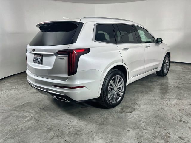 2025 CADILLAC XT6 Premium Luxury photo 3