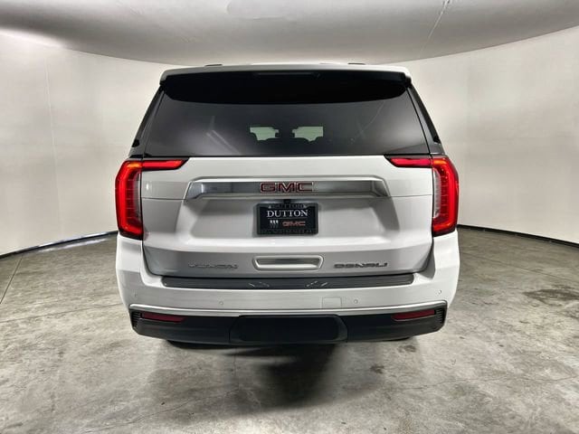 2023 GMC Yukon XL Denali photo 6
