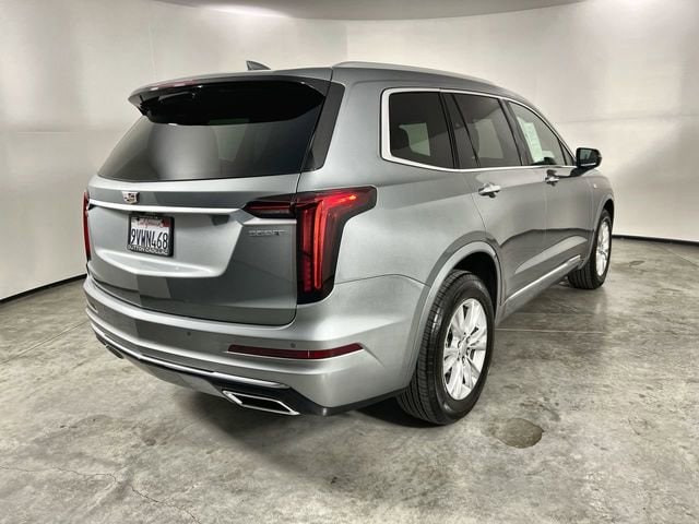 2025 CADILLAC XT6 Luxury photo 3