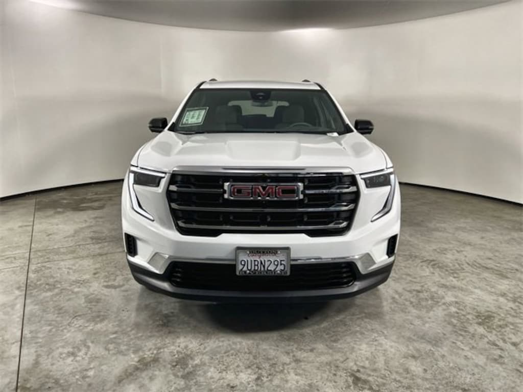 Used 2025 GMC Acadia Elevation SUV