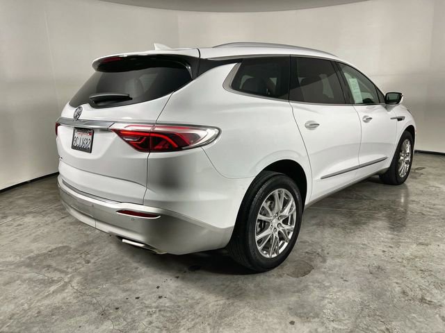 2022 Buick Enclave Premium photo 3