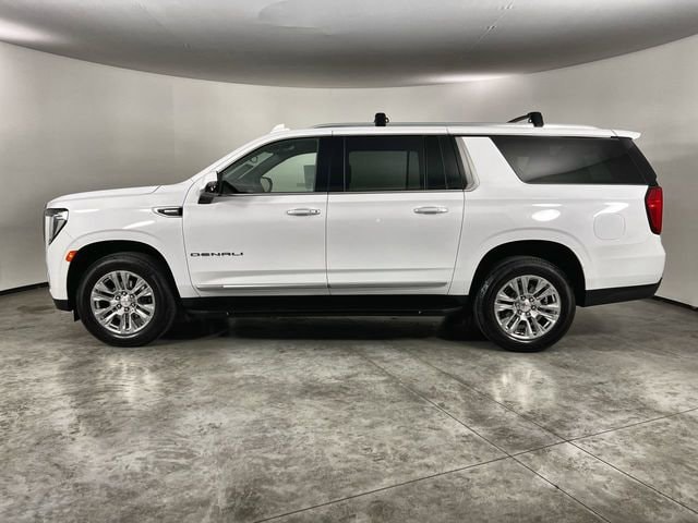 2023 GMC Yukon XL Denali photo 4