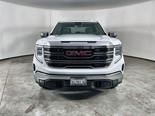 2026 GMC Sierra 1500 SLT photo 2