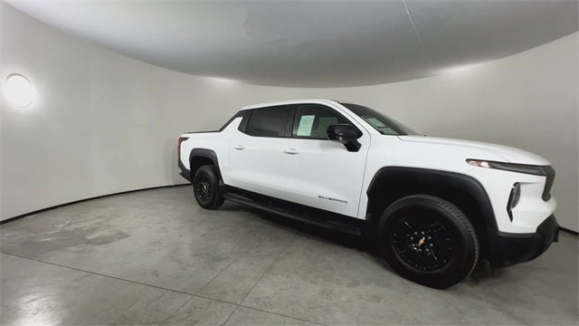 Used 2024 Chevrolet Silverado EV Work Truck with VIN 1GC10UED2RU202156 for sale in Riverside, CA