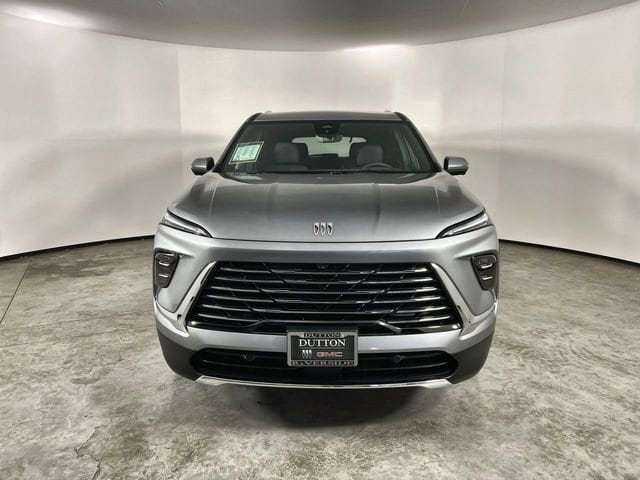 2026 Buick Enclave Preferred photo 2