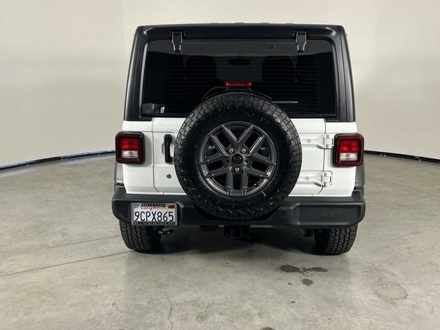 2022 Jeep Wrangler Sport 4x4 photo 6