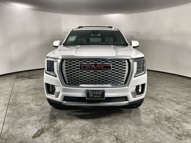 2023 GMC Yukon XL Denali photo 2