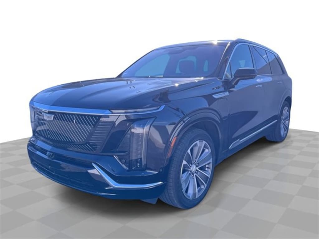 Used 2026 CADILLAC Vistiq Luxury SUV