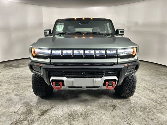 2024 GMC HUMMER EV SUV 3X photo 2