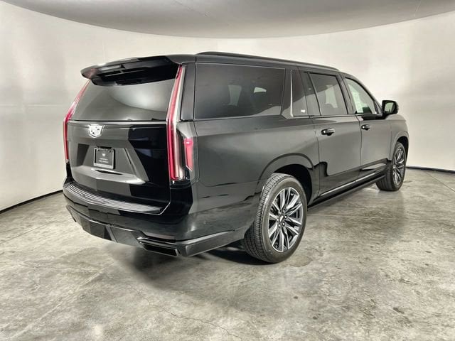 2024 CADILLAC Escalade ESV Sport Platinum photo 3