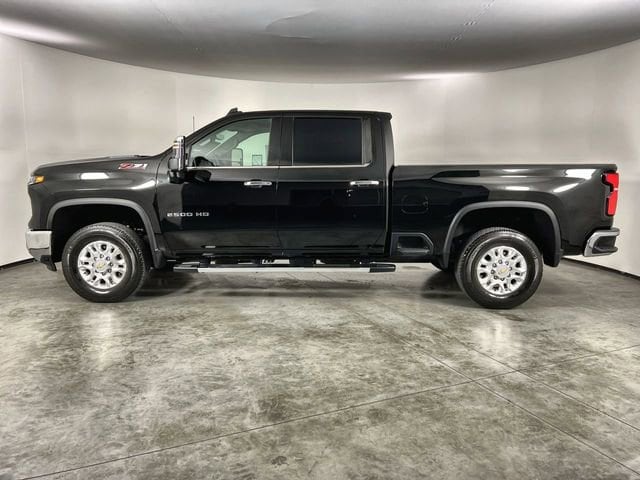 2024 Chevrolet Silverado 2500 HD LTZ photo 4