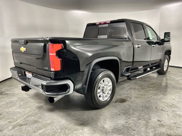2024 Chevrolet Silverado 2500 HD LTZ photo 3