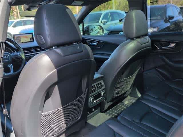 Thumbnail: 2019 Audi Q7 - 19