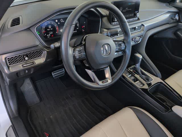 Thumbnail: 2023 Acura Integra - 10