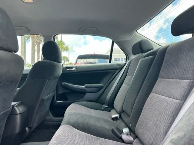 Thumbnail: 2004 Honda Accord - 10