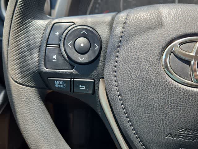 Thumbnail: 2014 Toyota RAV4 - 23