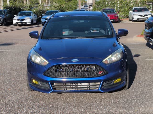 Thumbnail: 2015 Ford Focus - 3