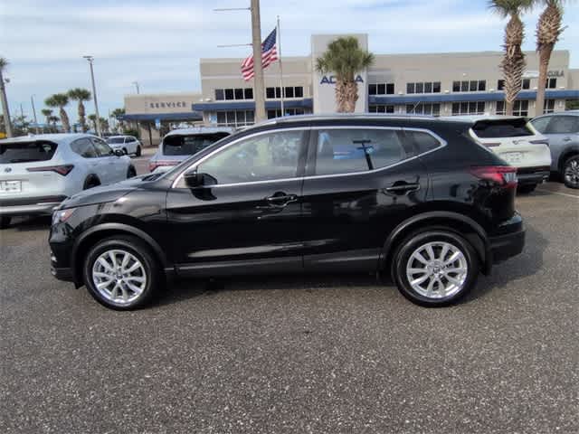 Thumbnail: 2022 Nissan Rogue Sport - 5