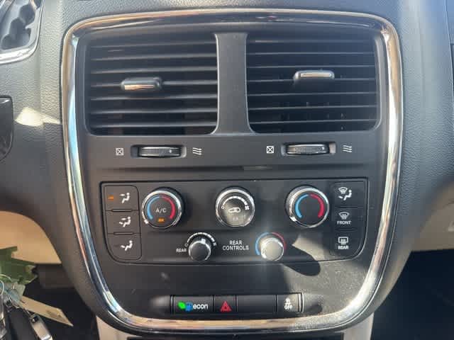 Thumbnail: 2018 Dodge Grand Caravan - 8