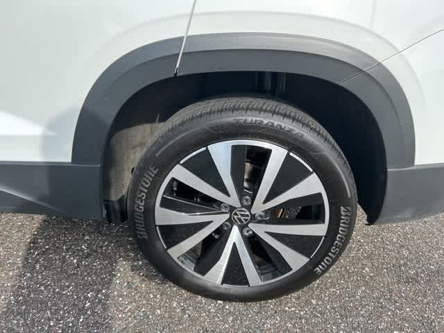 Thumbnail: 2024 Volkswagen Taos - 12