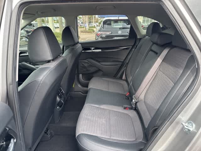 Thumbnail: 2023 Kia Seltos - 16