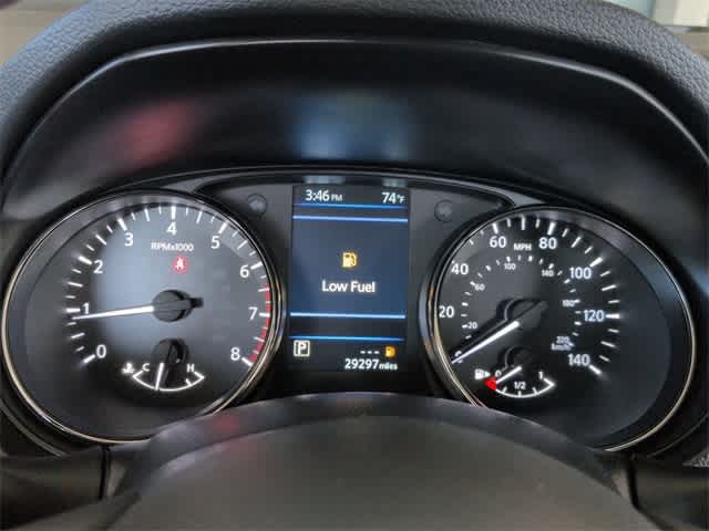 Thumbnail: 2022 Nissan Rogue Sport - 32