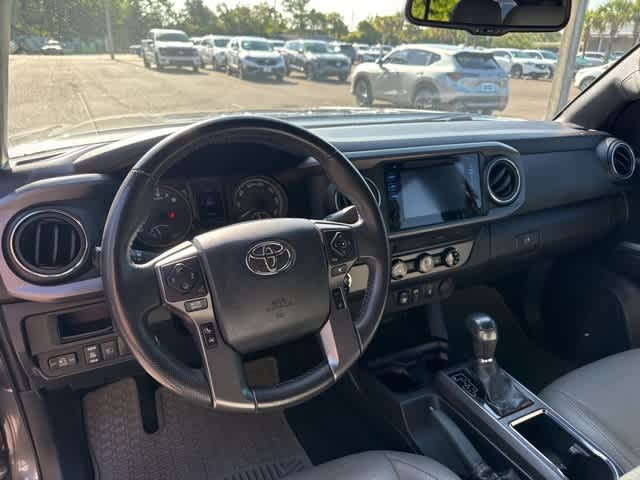 Thumbnail: 2018 Toyota Tacoma - 10