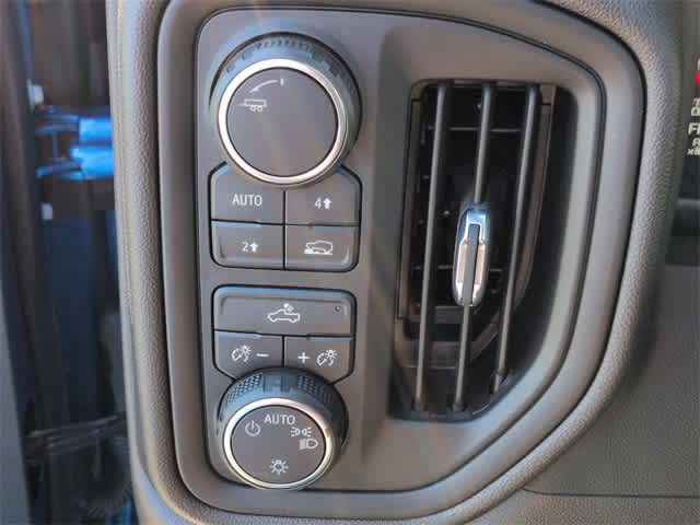 Thumbnail: 2024 Chevrolet Silverado 1500 - 38