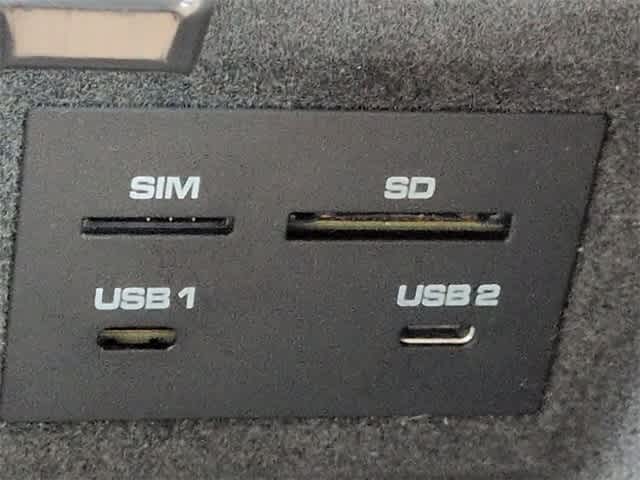 Thumbnail: 2021 Porsche Macan - 33