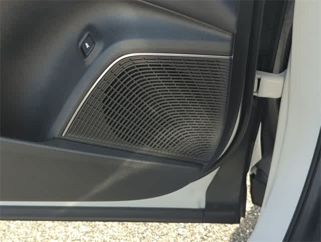 Thumbnail: 2025 Acura MDX - 32