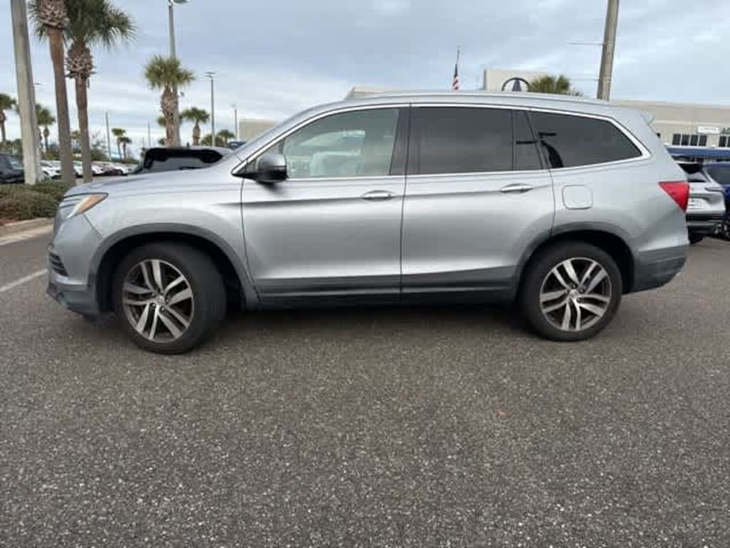 Used 2016 Honda Pilot Touring SUV