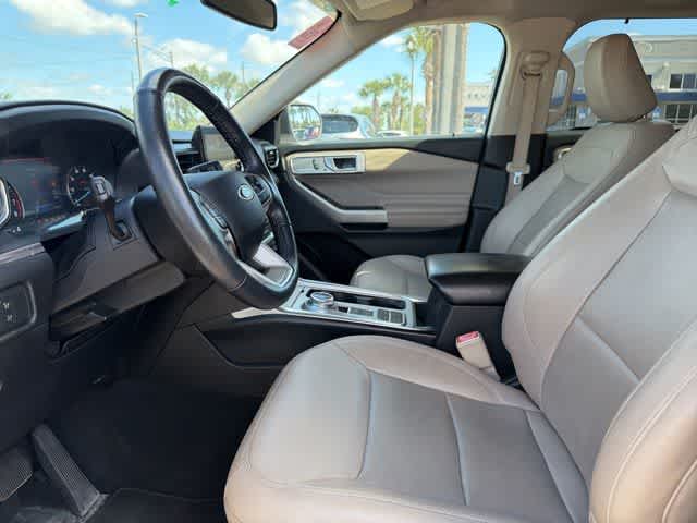 Thumbnail: 2021 Ford Explorer - 28
