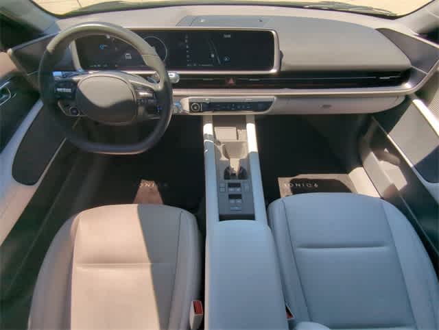 Thumbnail: 2023 Hyundai Ioniq 6 - 16