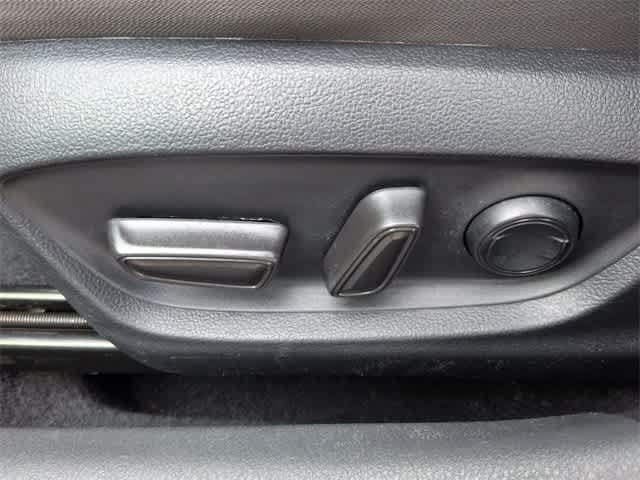 Thumbnail: 2024 Toyota Camry - 18