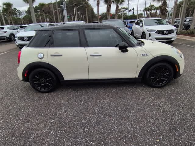 Thumbnail: 2015 MINI Cooper Hardtop - 9