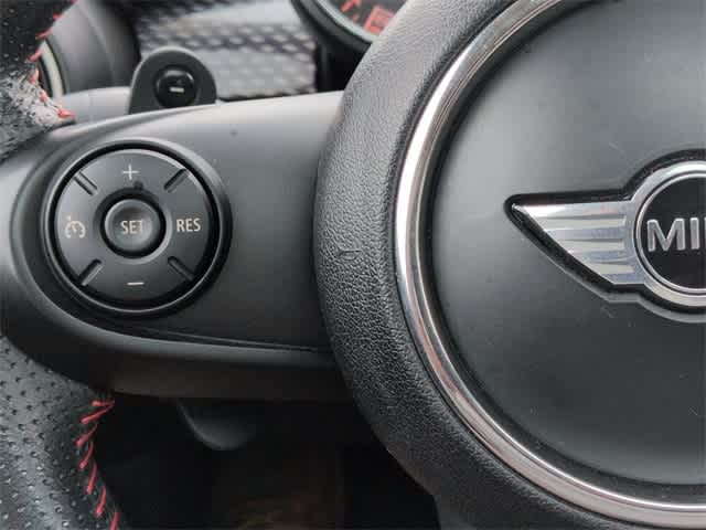 Thumbnail: 2015 MINI Cooper Hardtop - 26