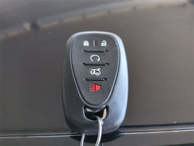 Thumbnail: 2017 Chevrolet Cruze - 35