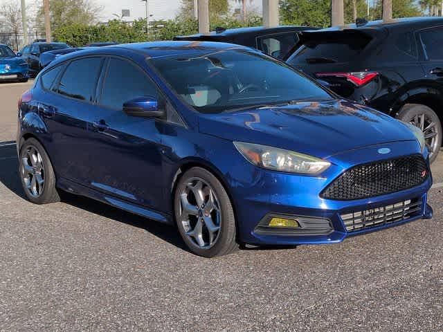 Thumbnail: 2015 Ford Focus - 2