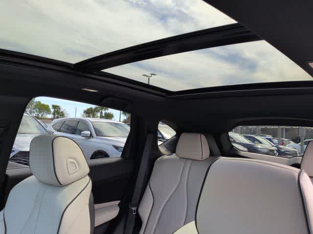 Thumbnail: 2026 Acura RDX - 20