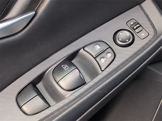 Thumbnail: 2024 Nissan Sentra - 37