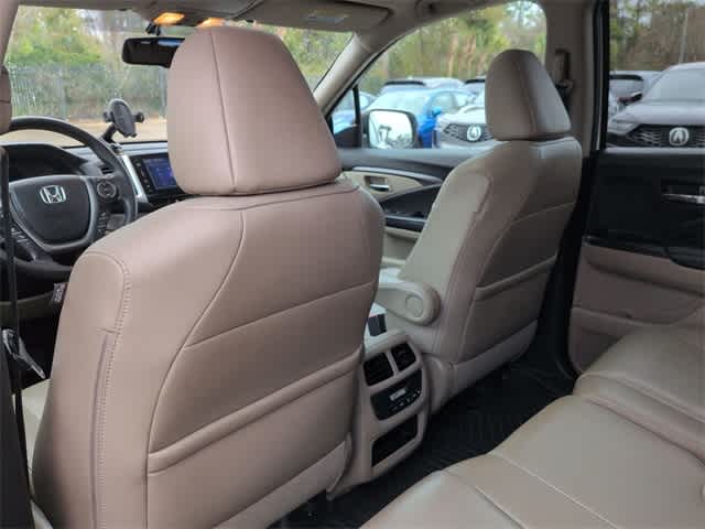 Thumbnail: 2016 Honda Pilot - 19