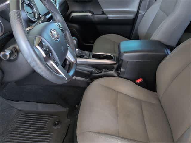 Thumbnail: 2020 Toyota Tacoma - 17