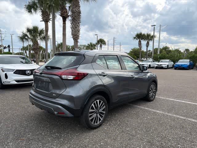 Thumbnail: 2023 Nissan Kicks - 16