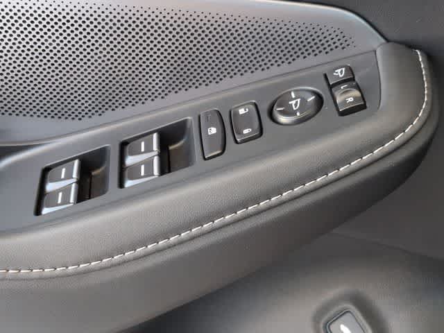 Thumbnail: 2026 Acura MDX - 42