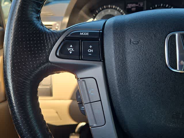 Thumbnail: 2012 Honda Odyssey - 24