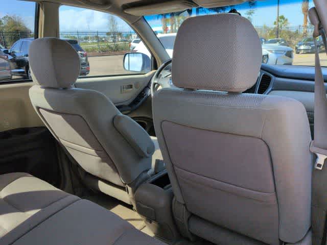 Thumbnail: 2003 Toyota Highlander - 19